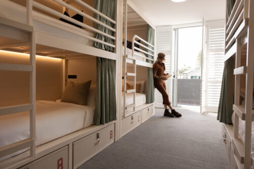 AsharedbunkroomatDri 34741-1