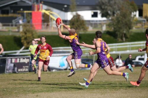 B07K5415-BelmontVsThomsonFooty