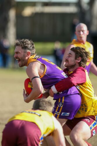 B07K5454-BelmontVsThomsonFooty