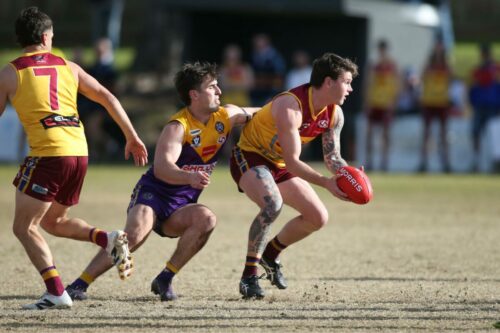 B07K5470-BelmontVsThomsonFooty