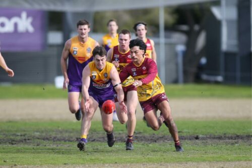 B07K5515-BelmontVsThomsonFooty