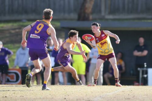B07K5784-BelmontVsThomsonFooty