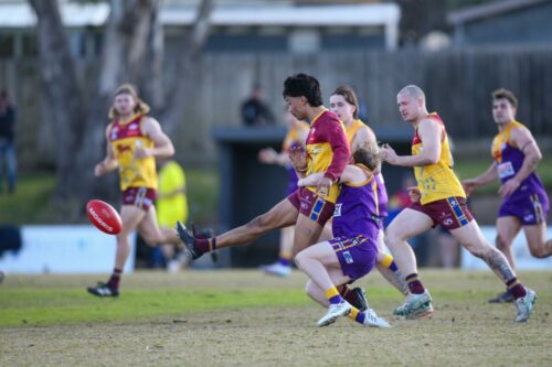 B07K5848-BelmontVsThomsonFooty