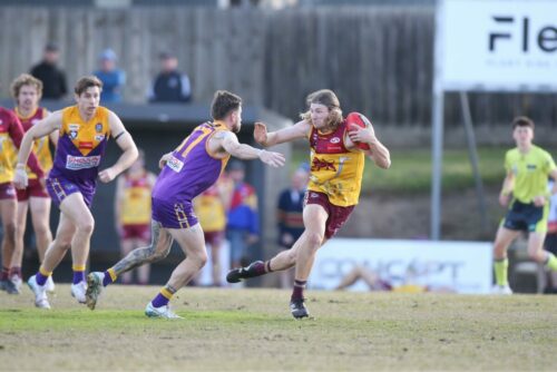 B07K5866-BelmontVsThomsonFooty