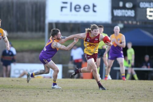 B07K5871-BelmontVsThomsonFooty