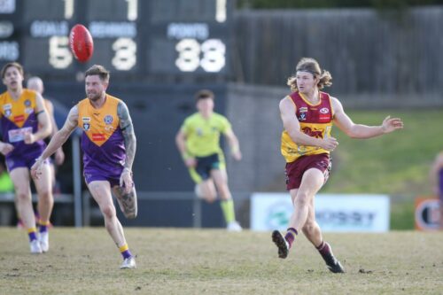 B07K5882-BelmontVsThomsonFooty
