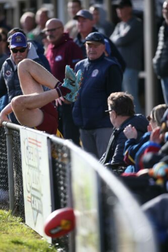 B07K5942-BelmontVsThomsonFooty