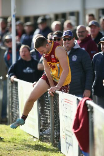 B07K5970-BelmontVsThomsonFooty
