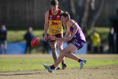 B07K6004-BelmontVsThomsonFooty