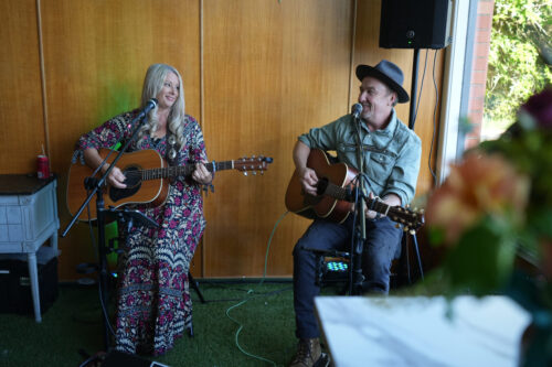 Musicians Bec and Marty.